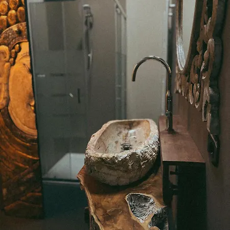 Il Fienile فندق مبيت وإفطار غواستالا